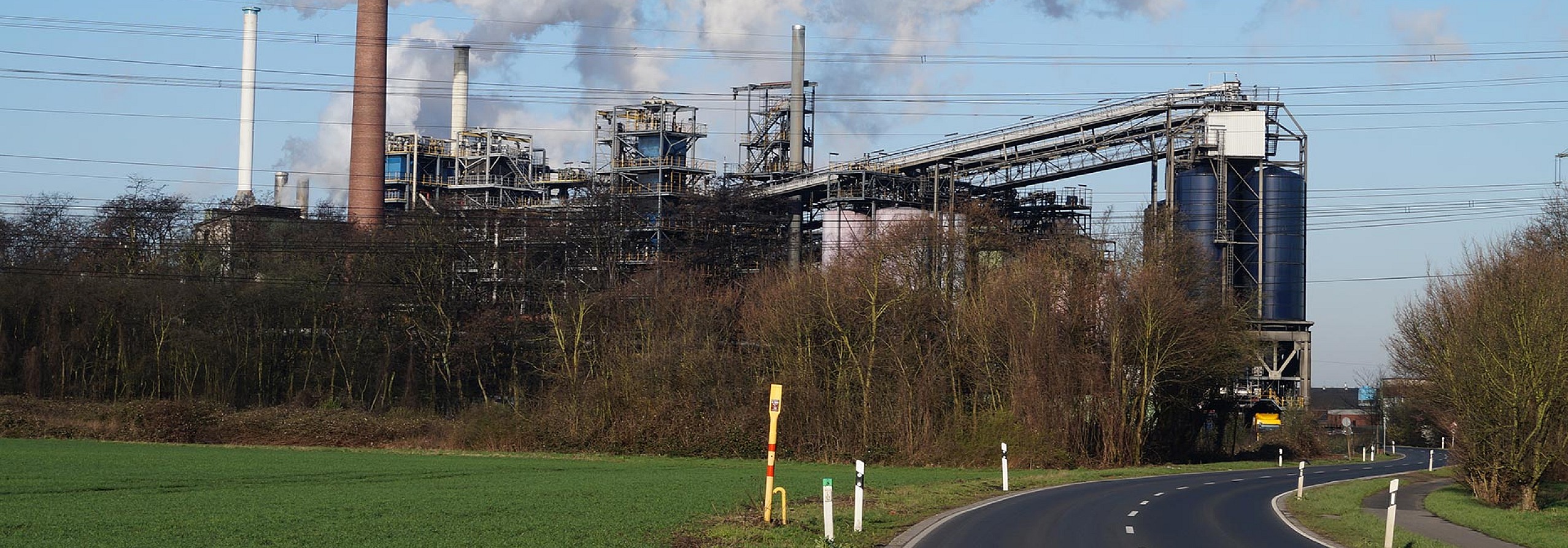 Symbolbild | Hürth - Dreiling Sanierungstechnik | Ihre Profis für die Sanierung von Asbest, Brandschäden, Schimmel, Wasserschäden sowie für Bautrocknung